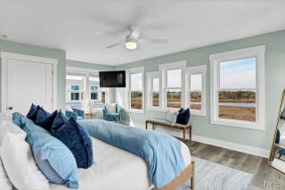 Dog Friendly | Waterfront | Surf City, NC | 2 Master Suites | Elevator - Surf City - 5