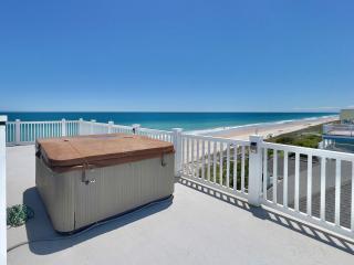 Blue Haven | Oceanfront| Pool | Hot Tub | North Topsail Beach | Luxury Vacation Rental - North Topsail Beach - 7