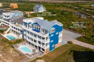 Blue Haven | Oceanfront| Pool | Hot Tub | North Topsail Beach | Luxury Vacation Rental - North Topsail Beach - 2