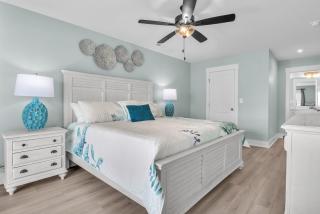 Ocean Oasis 4 bedroom, 3 bathroom Oceanview vacation rental in Surf City, NC. Dog Friendly - Surf City - 3