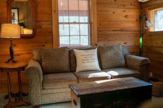 Redbud Valley Foxtail Cabin 6 - Eureka Springs - 8