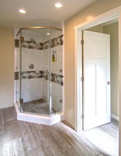 F-60 Disney Dream Craftsman - Anaheim - 5