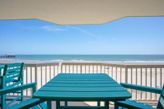 214 COV - Go Fly a Kite - Oceanfront Condo - 2 Pools - Folly Beach - 4