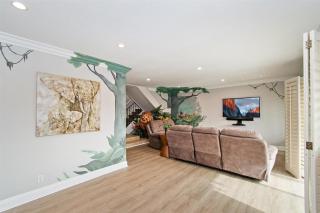 F-57 Pride Rock - Anaheim - 7