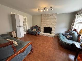 Home away Home - Markham - 9