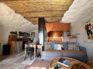 CaBaNa 52 La Suite troglodyte Proche Lourmarin - Cadenet - 6