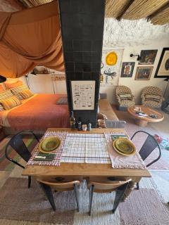 CaBaNa 52 La Suite troglodyte Proche Lourmarin - Cadenet - 2