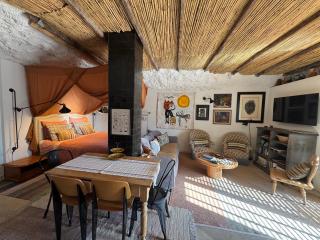 CaBaNa 52 La Suite troglodyte Proche Lourmarin - Cadenet - 3