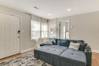 Less Than 2 Mi to Uptown Charlotte Home with Large Yard! - Charlotte - 6