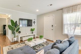 Less Than 2 Mi to Uptown Charlotte Home with Large Yard! - Charlotte - 5