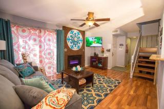 Bedknobs and Broomsticks by Funtierland Vacation Rentals - Anaheim - 7