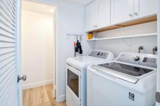 New Suite Escapes 6 by Funtierland Vacation Rentals - 3