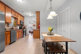 Charming City Retreat Near NYC - Newark - 4