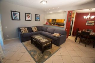 Radiator Springs by Funtierland Vacation Rentals - Anaheim - 7