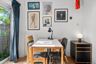 Comfy Gem 3 BR home By AltoLuxoExperience Short Lets & Serviced Accommodation With Free Wifi & Parking - Bristol - 5