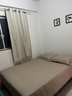 Quarto próximo AV JK - Patos de Minas - 0