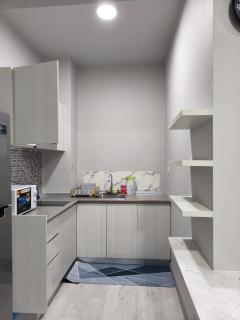 Jesselton Quay Seaview 2BR by Alya Home - 8