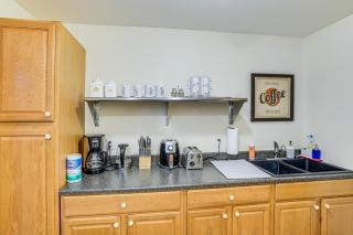 6 Mi to Tanglewood Peaceful Berkshire Apt! - Richmond - 3
