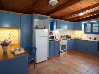 Auntie's Cottage with View, near Agia Efimia - 5