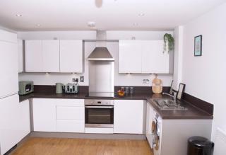 Modern 2-Bed, with Free Parking - Birmingham - 7