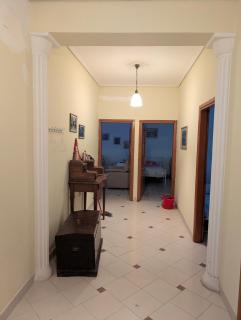 Central Apartment 2 br AC WIFI - Polisi i Vogël - 0