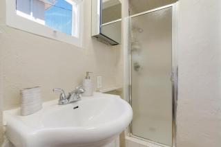 Gated gem walking distance to Beverly center - Los Angeles - 1