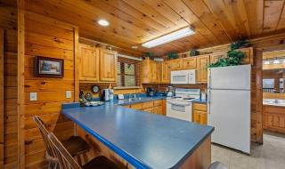 Above the Pines - Pigeon Forge - 2