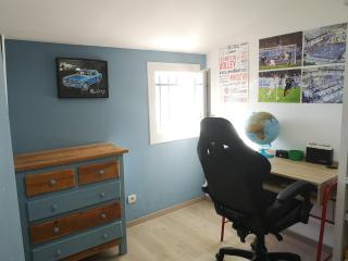 Belle maison familiale avec piscine, city stade, et nombreuses activités - 3