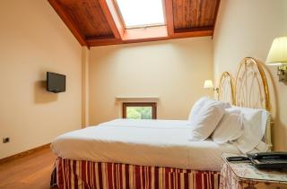 Indiana Boutique Hotel - 2