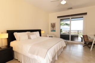 CR Luxury Altavista 2B 3 Bdrm - La Mona - 1