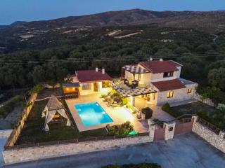 Villa Gina Luxury Maisonette - Gálipe - 9