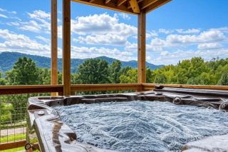 Riverside Mountain Retreat, Hot Tub, Game Room, 1089 FREE tickets each paid day, Dollywood and More - Sevierville - 0