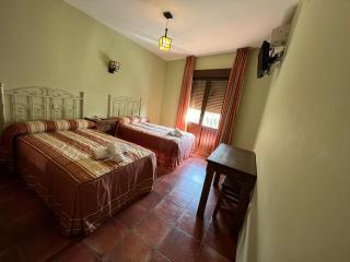 Hotel Rural Cristina - Castañar de Ibor - 1