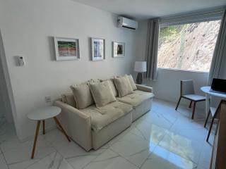 Large and comfortable apartment 3 minutes from Porto da Barra beach, with Wi-Fi 500 MB, close to all stores - 5