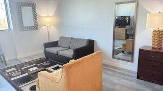 Hollywood Homes Free parking close to all things LA - Los Angeles - 1