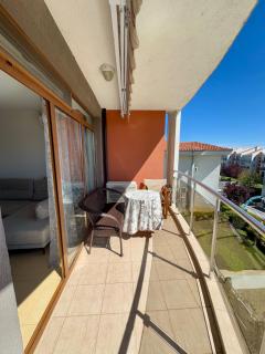 An apartment with sea view and the balcony - Bŭnzareto - 6