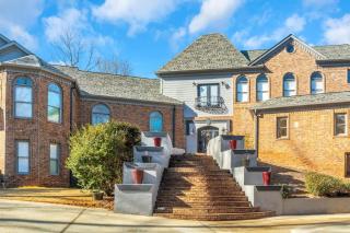 The Panola Mansion - Indoor Pool & Pavilion - Stockbridge - 5