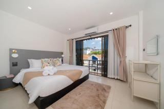 Wink Patong Beach 4beds sleep 8 - Patong - 1