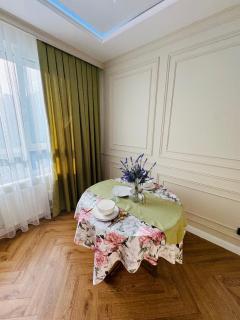 Шикарный LUX апартаменты Шымкента - Shymkent - 1