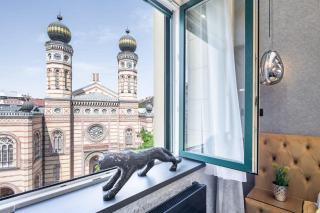 Extreme Central - NEW Luxy Studio - 1