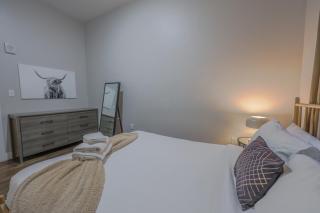 Furnished Luxury 3br, 2ba Loft - Boston - 3