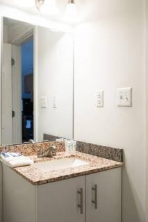 Chic Studio Ideal for Nurses - 1