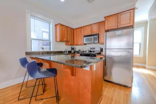 Cozy Fenway 1Br and 1Bath Close to Fenway Park - Boston - 1