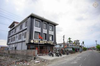 The Regal Vistas Hotel and Banquet - Khairāni - 1