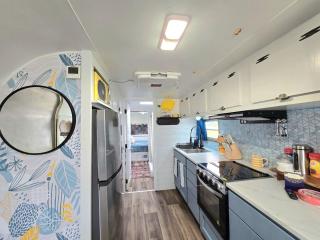 Waterfront Escape - Margie 1974 Silver Streak - Port Lavaca - 0