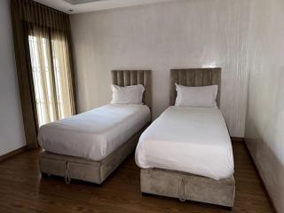 Casablanca 3 Bed Unit in Triangle Dor With Parking - Casablanca - 1