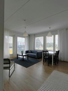 Spacious Apartment for 5 - Oulu - 9