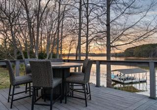 Rare Flat Lot wBeautiful Views Dock Hot Tub - 8