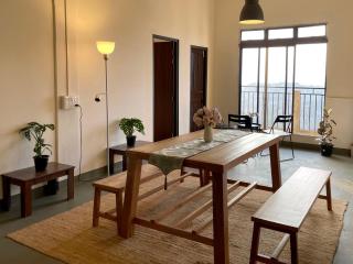 Highbury House - Jāmb - 0