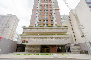Apartamentos para casal com cama Queen - Piscina e Academia no Centro de Curitiba - Curitiba - 0